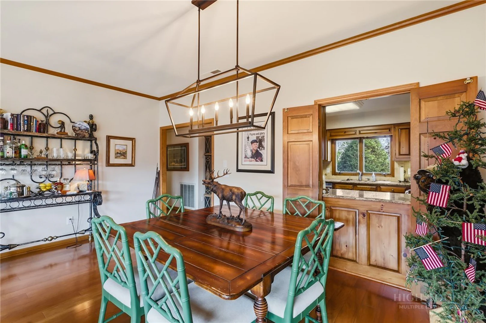 Image number 8 for the current listing