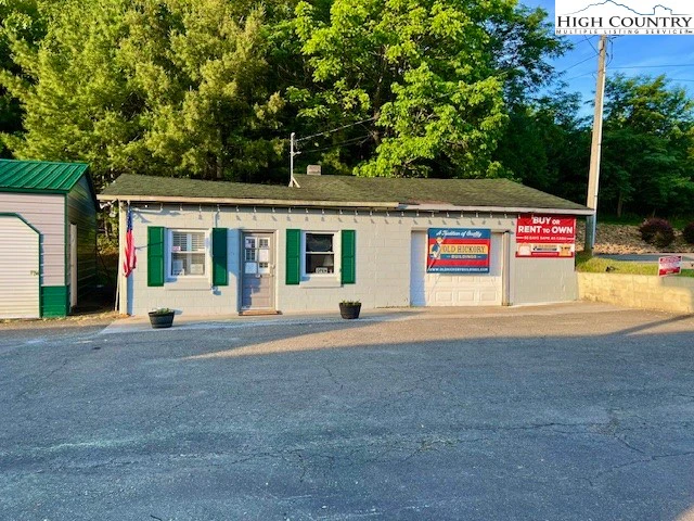 Image number 7 for the current listing