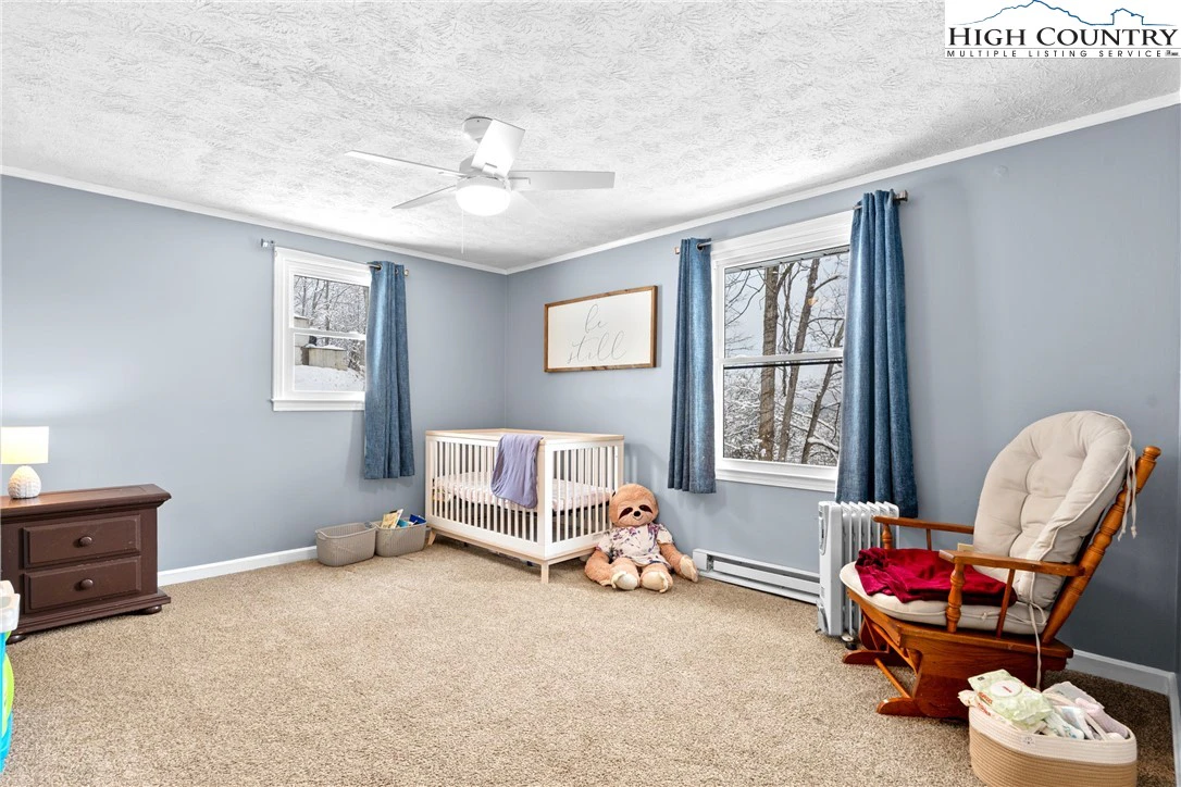 Image number 8 for the current listing