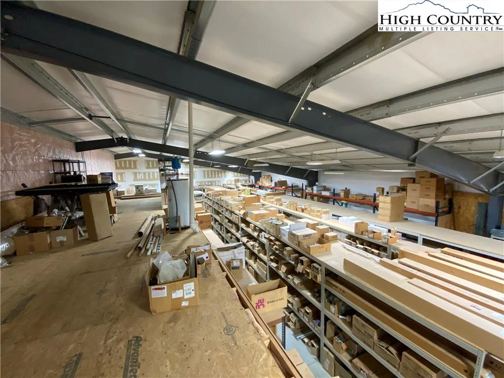 Image number 6 for the current listing
