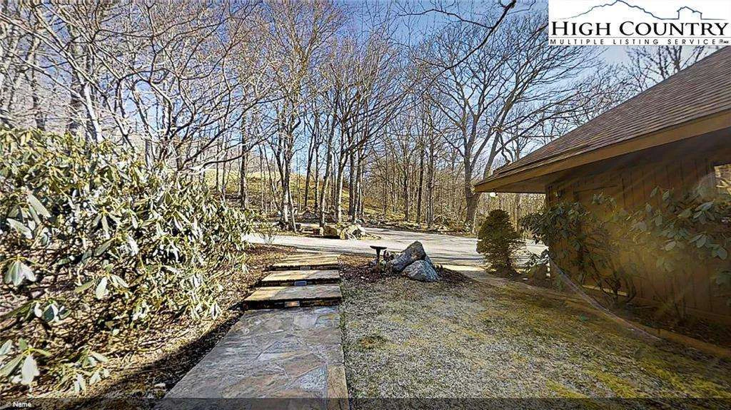 Image number 30 for the current listing