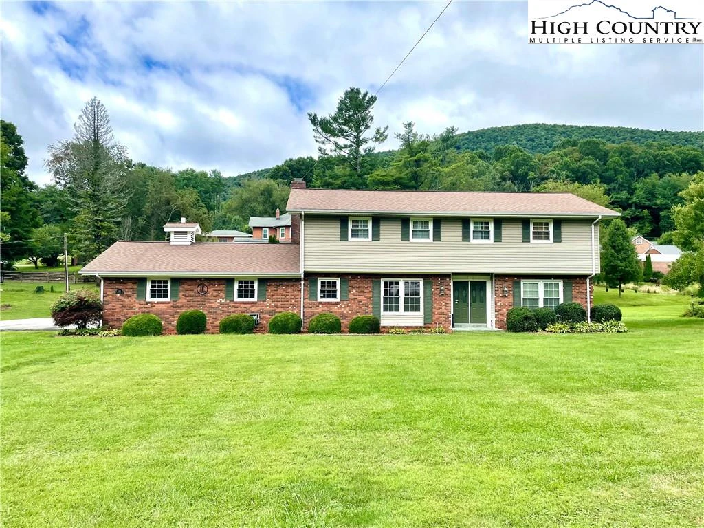 Image number 1 for the current listing