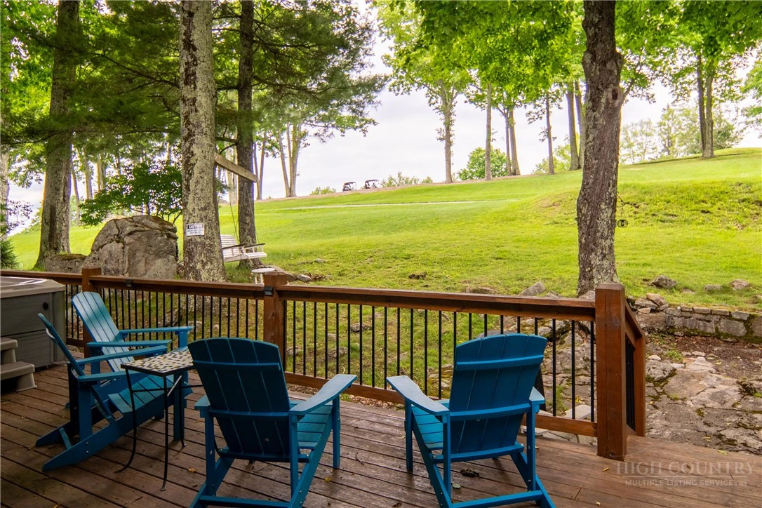 Image number 3 for the current listing