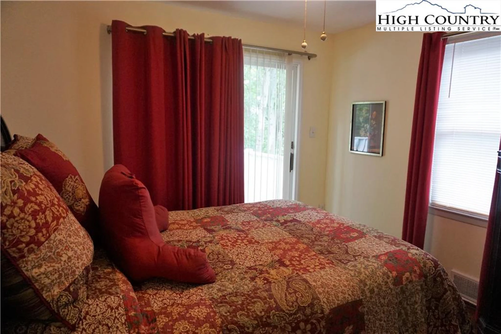 Image number 12 for the current listing