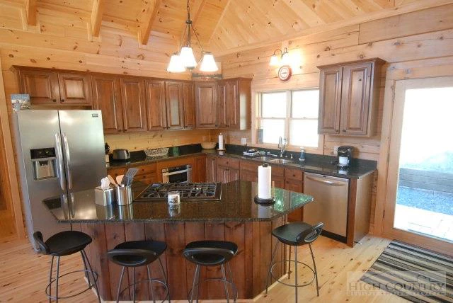Image number 12 for the current listing