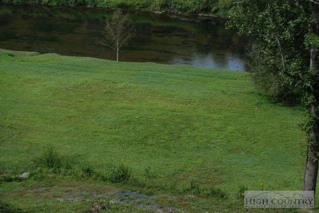 Image number 8 for the current listing