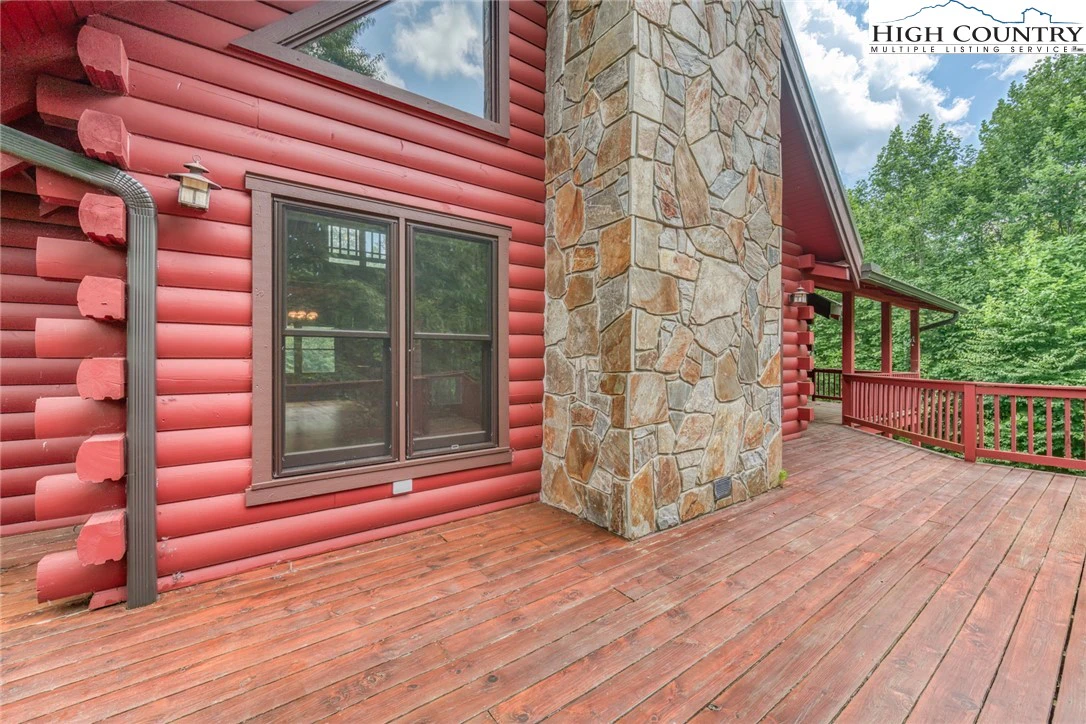 Image number 3 for the current listing