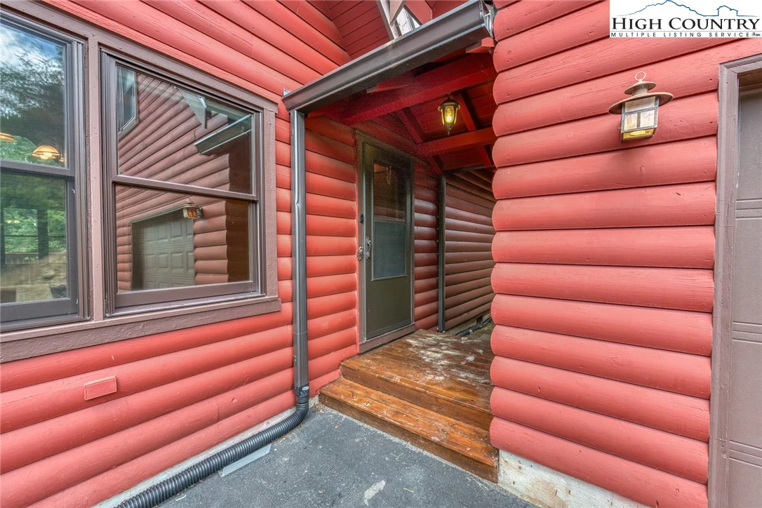 Image number 6 for the current listing