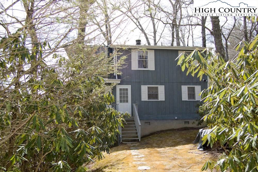 Image number 4 for the current listing