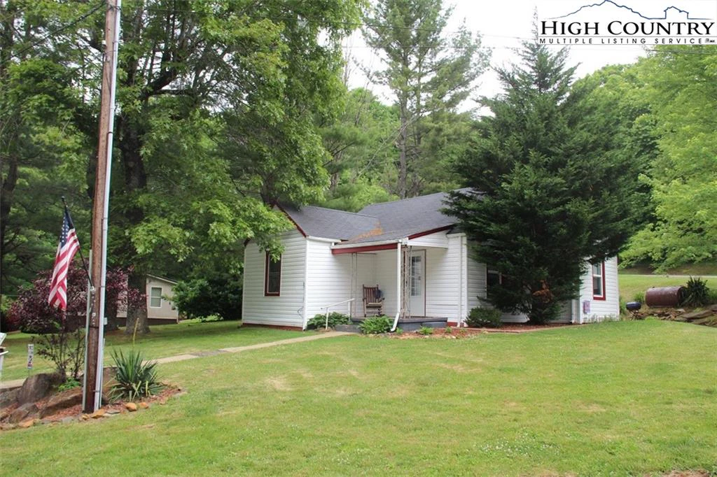 Image number 4 for the current listing