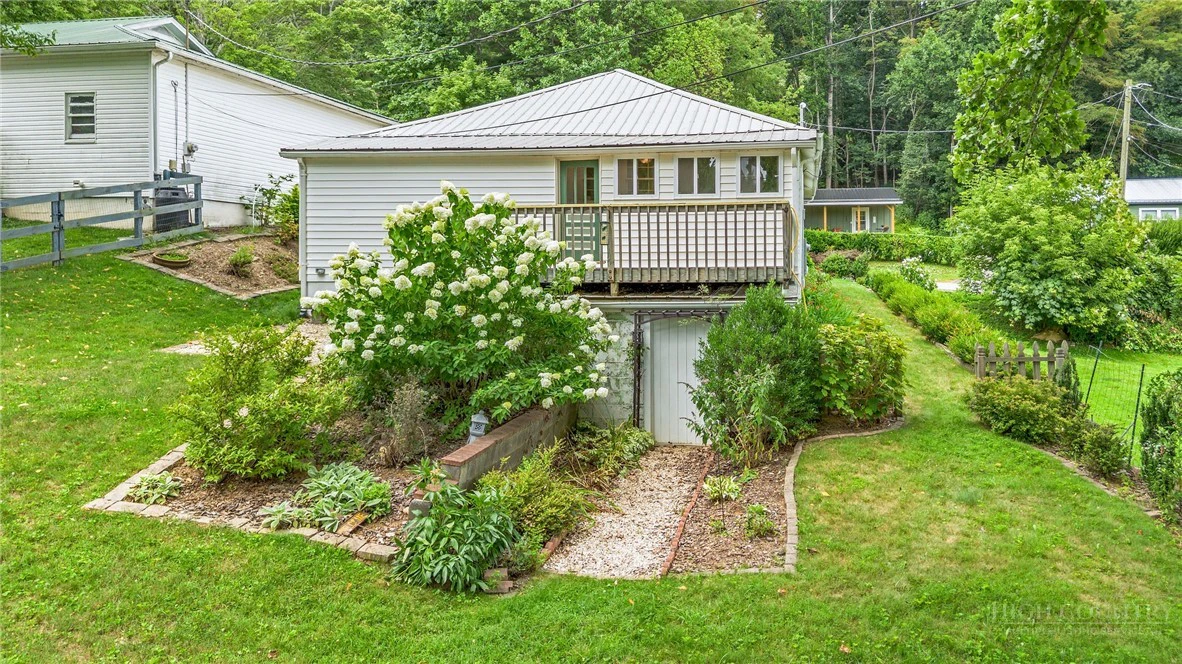 Image number 5 for the current listing
