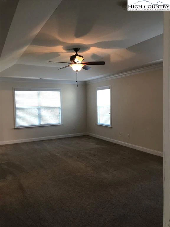 Image number 3 for the current listing