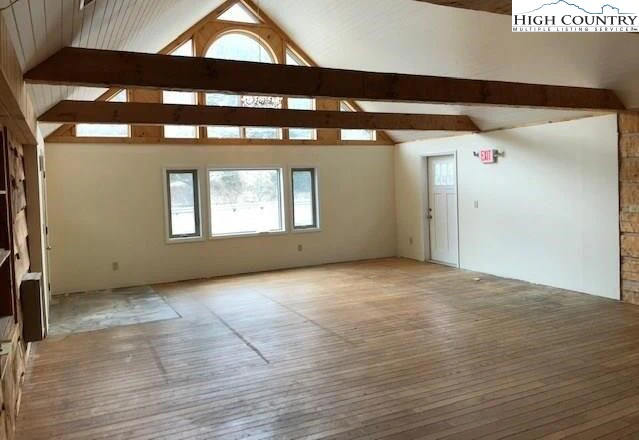 Image number 11 for the current listing