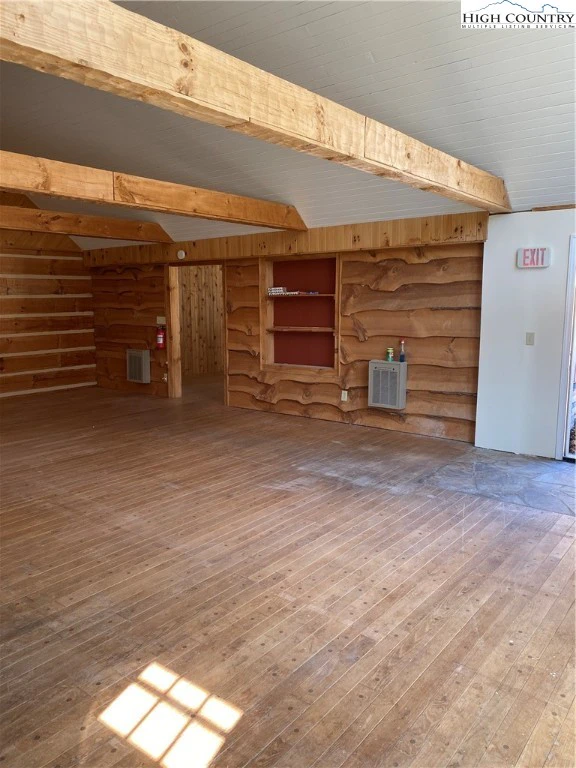 Image number 10 for the current listing