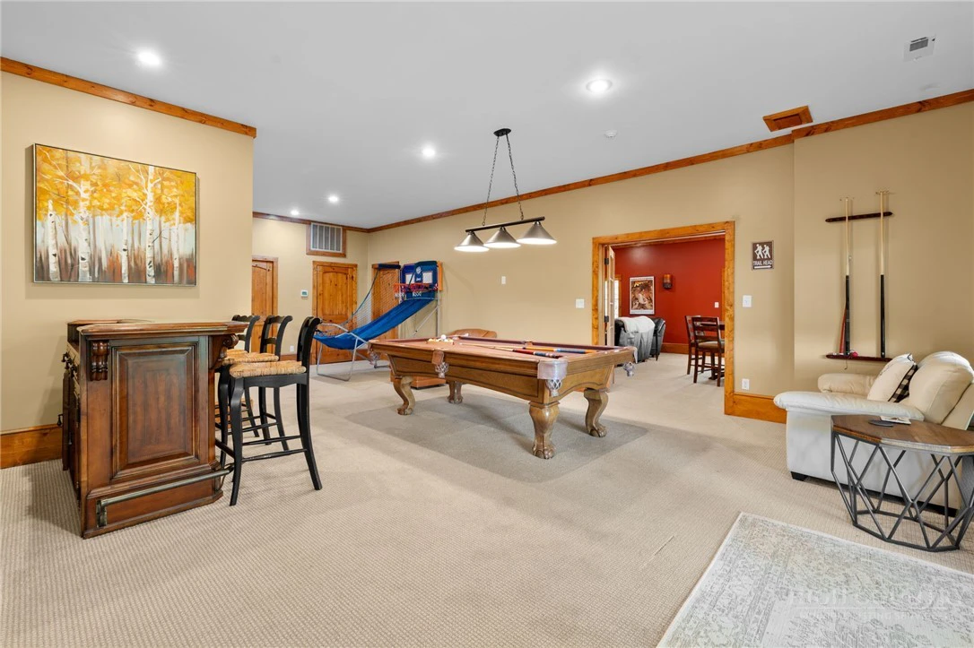 Image number 6 for the current listing