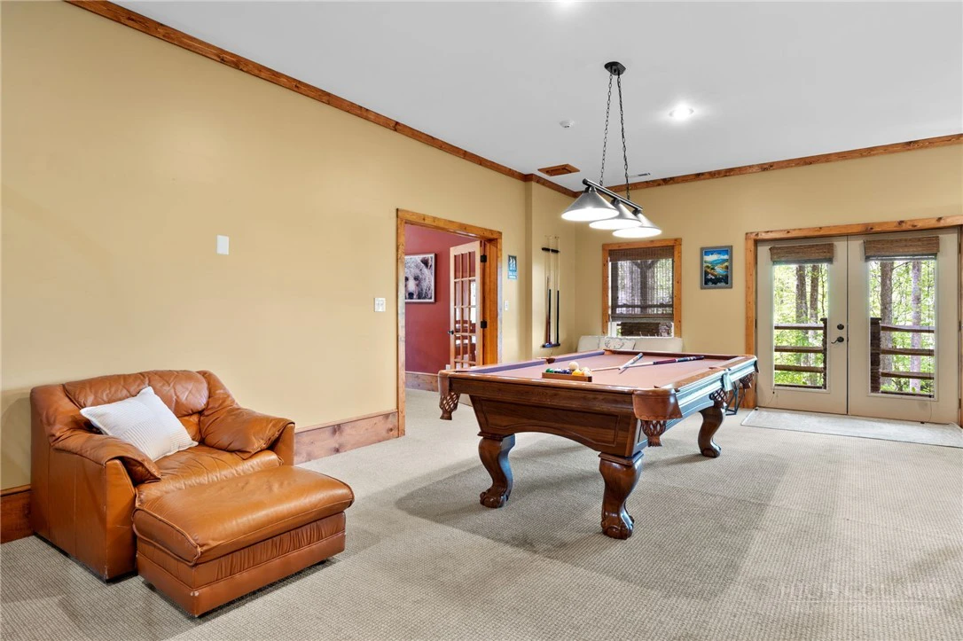 Image number 8 for the current listing