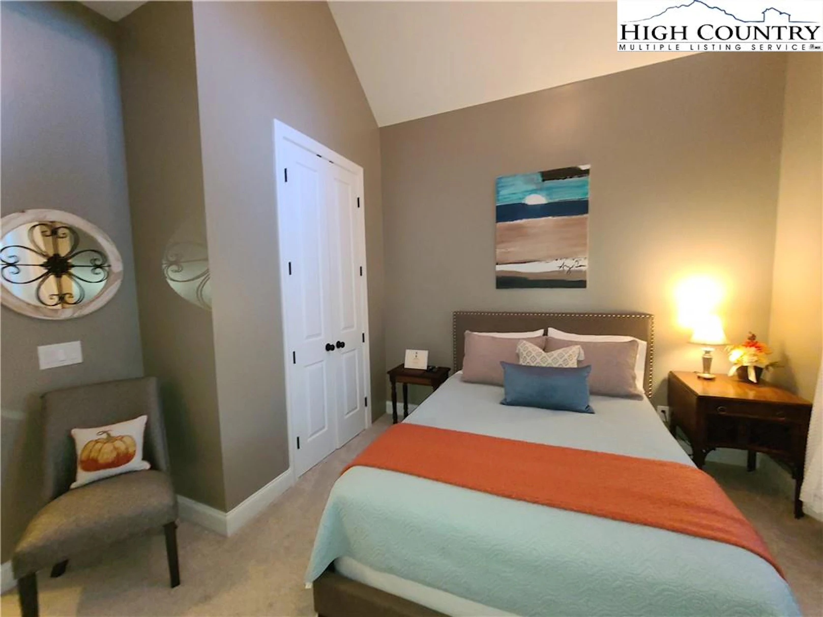 Image number 5 for the current listing