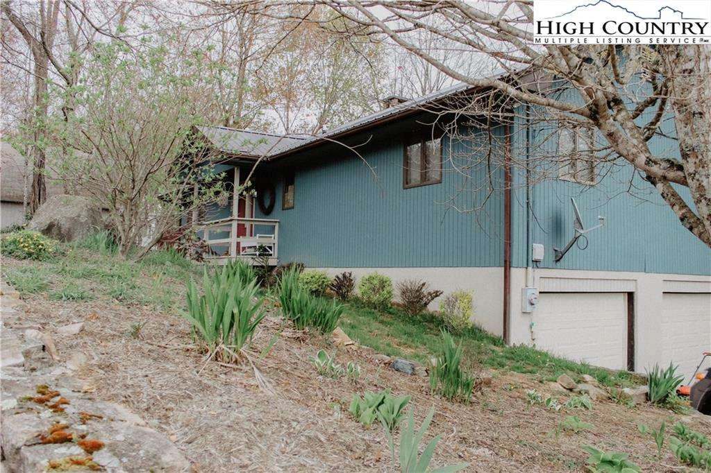 Image number 4 for the current listing