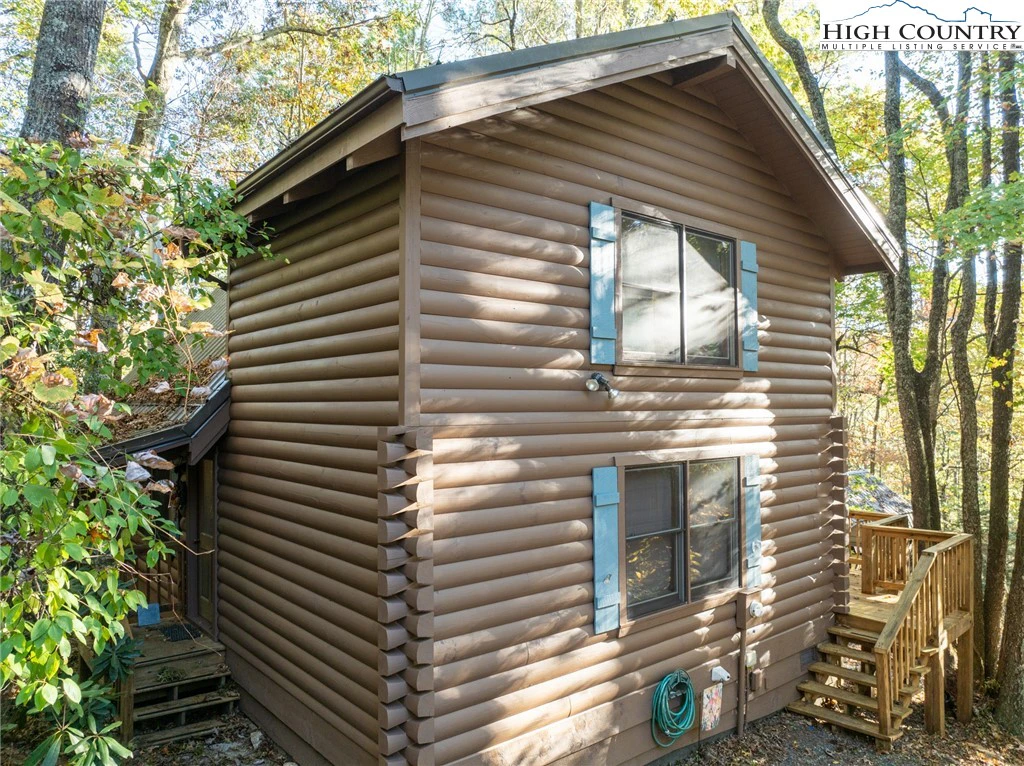 Image number 4 for the current listing
