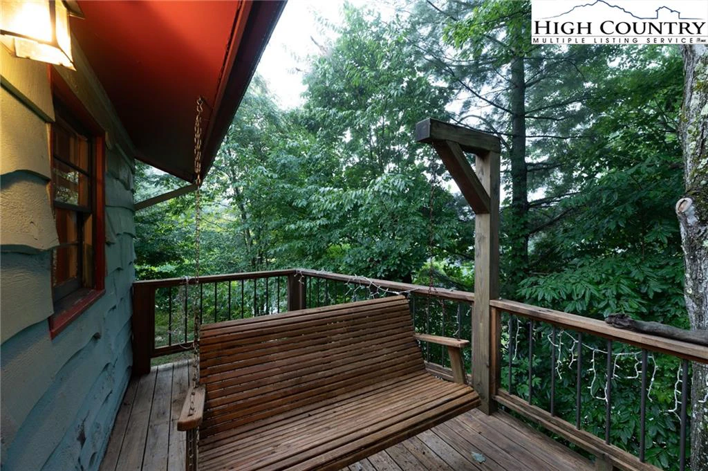 Image number 10 for the current listing