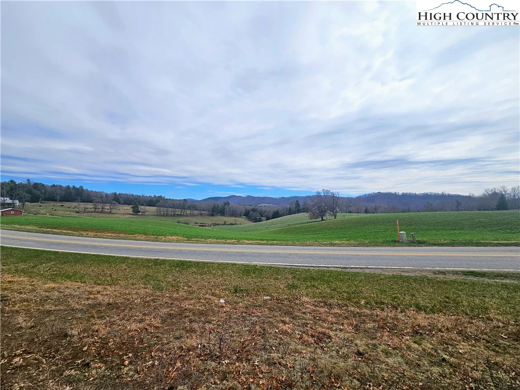 Image number 5 for the current listing