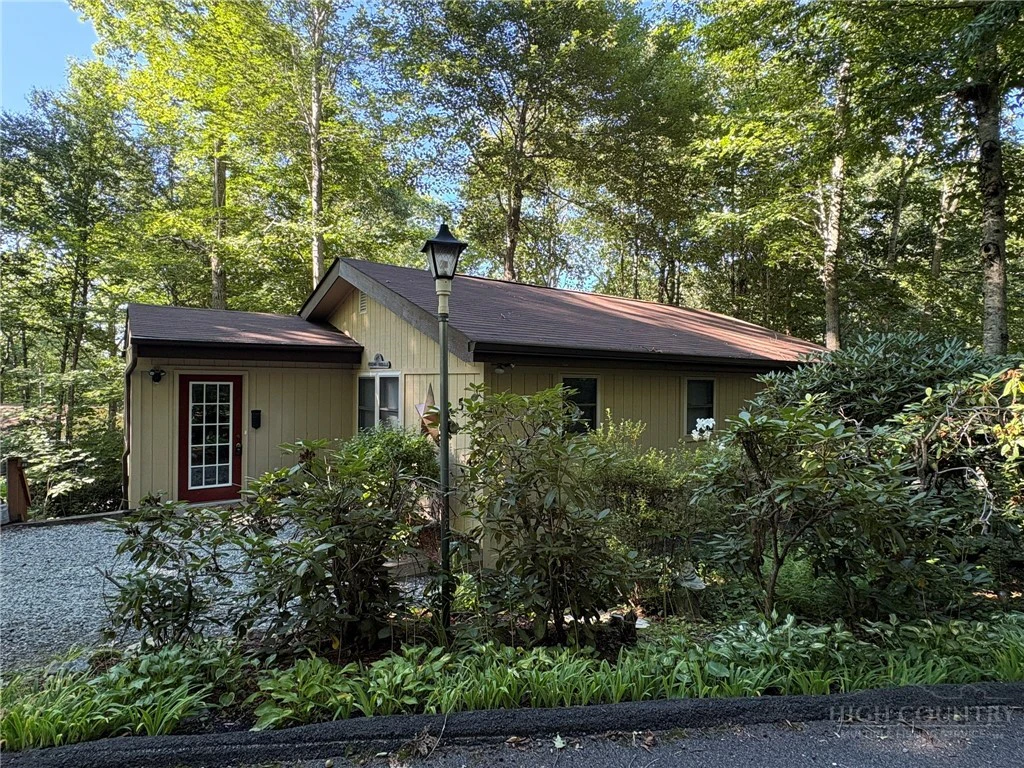 Image number 20 for the current listing