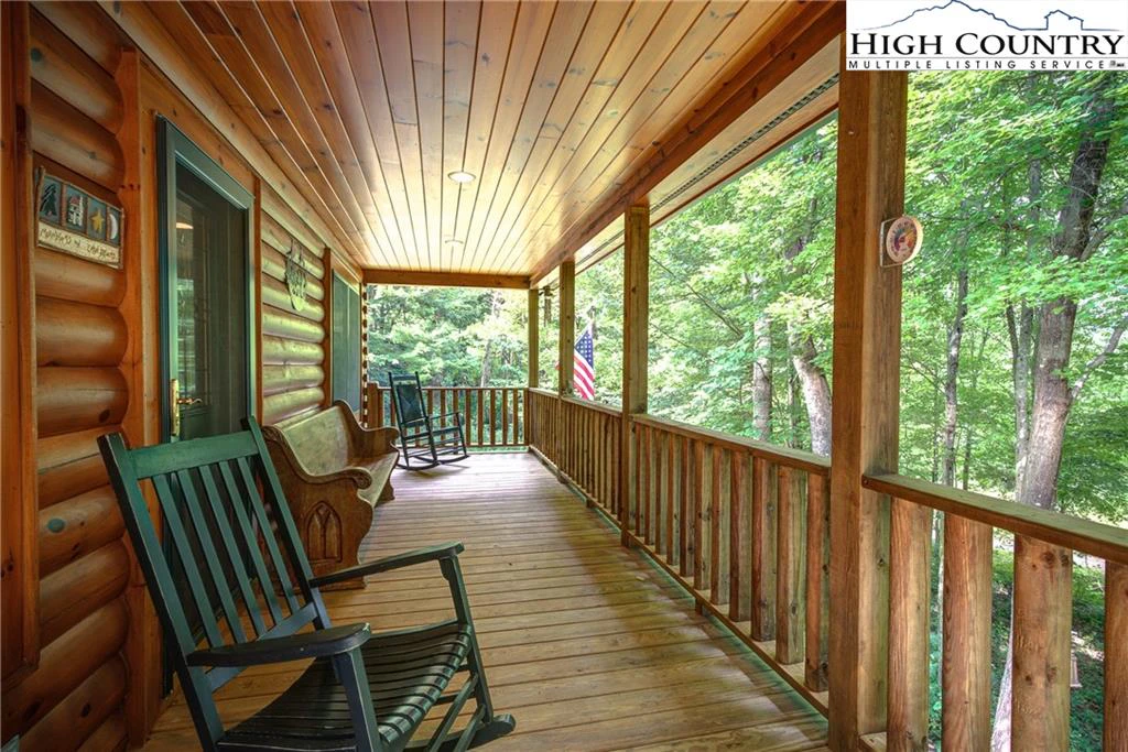 Image number 16 for the current listing