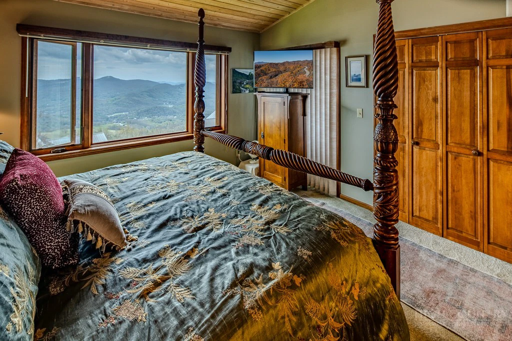 Image number 8 for the current listing