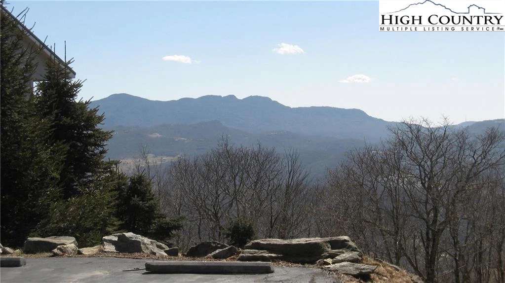 Image number 18 for the current listing