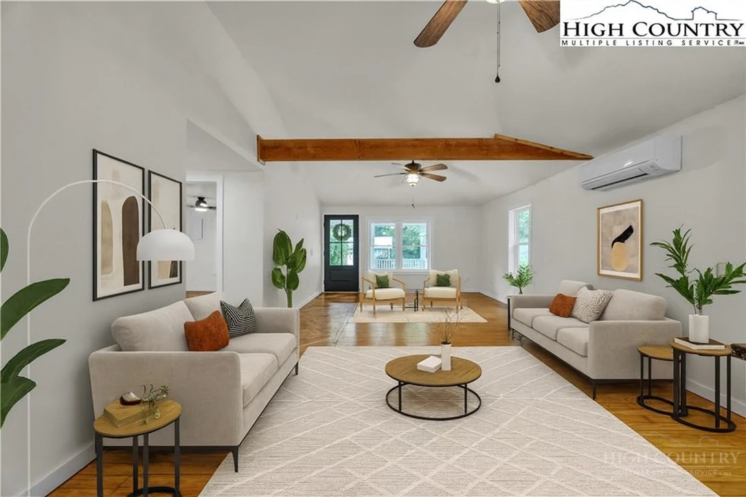 Image number 3 for the current listing