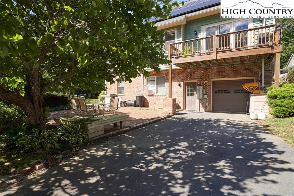Image number 10 for the current listing