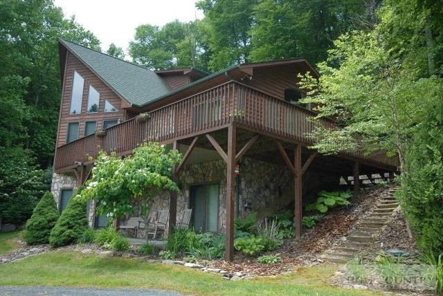 Image number 14 for the current listing