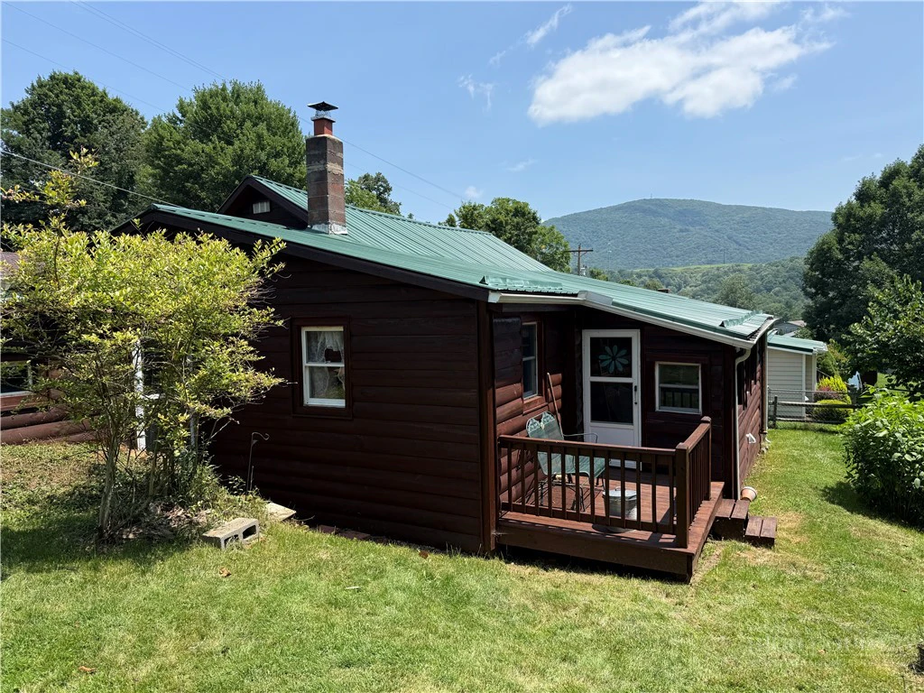 Image number 3 for the current listing