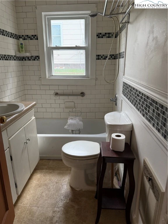 Image number 9 for the current listing