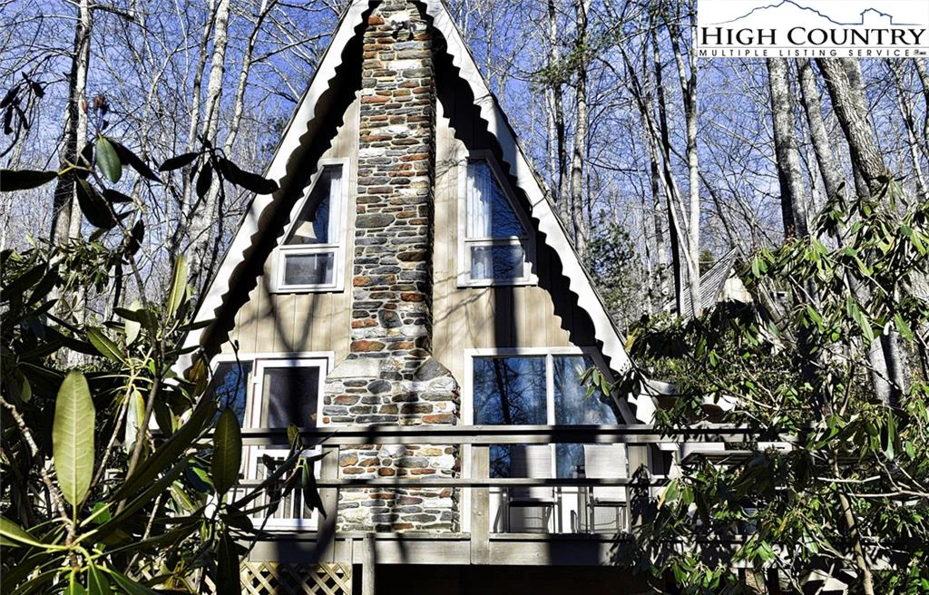 Image number 1 for the current listing