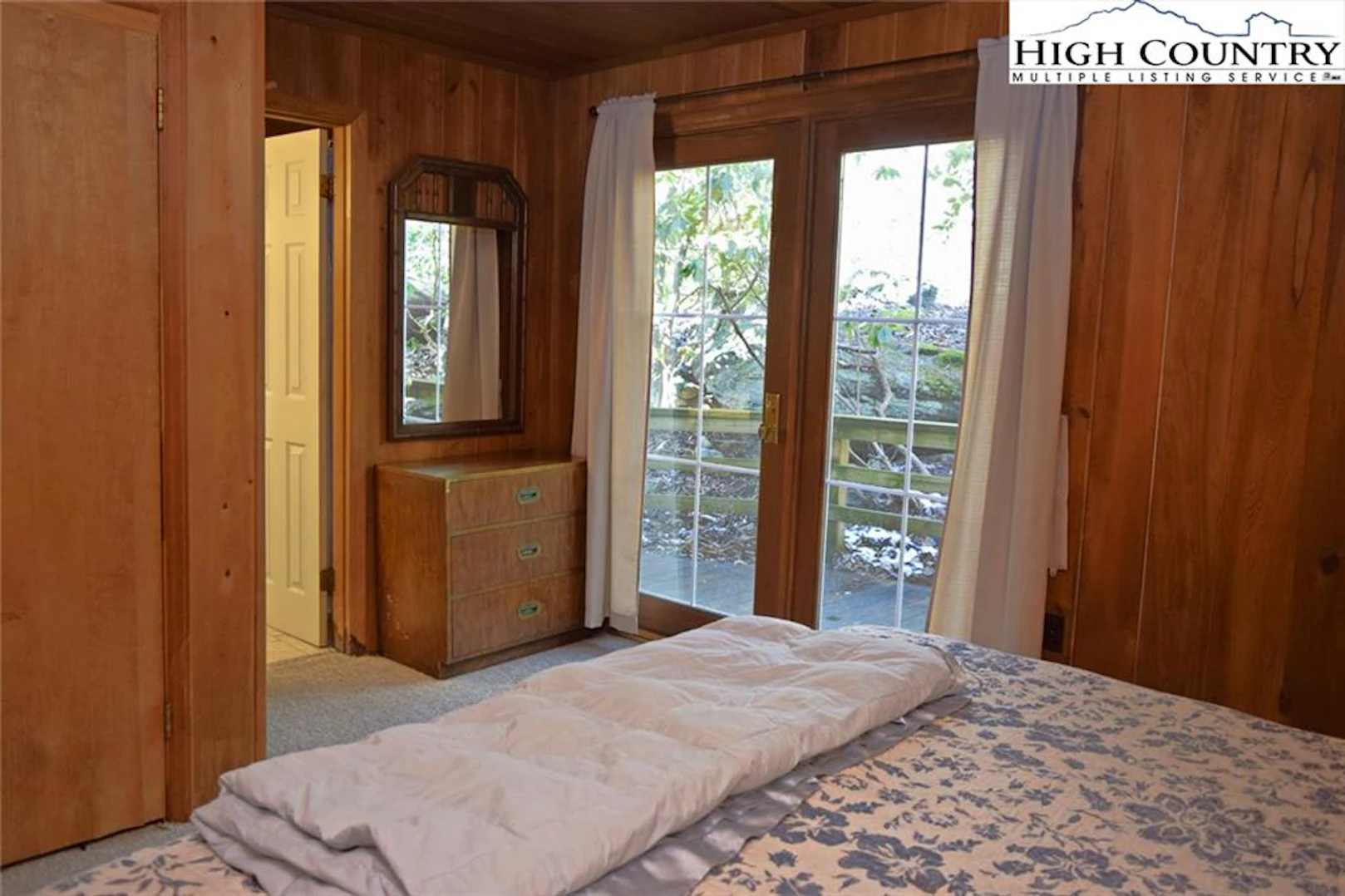 Image number 5 for the current listing