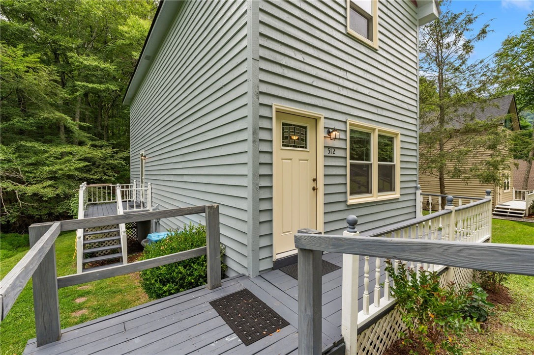 Image number 3 for the current listing