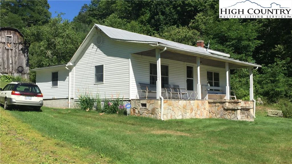 Image number 14 for the current listing