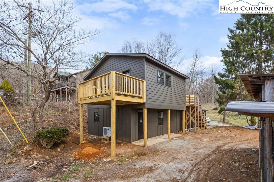 Image number 5 for the current listing