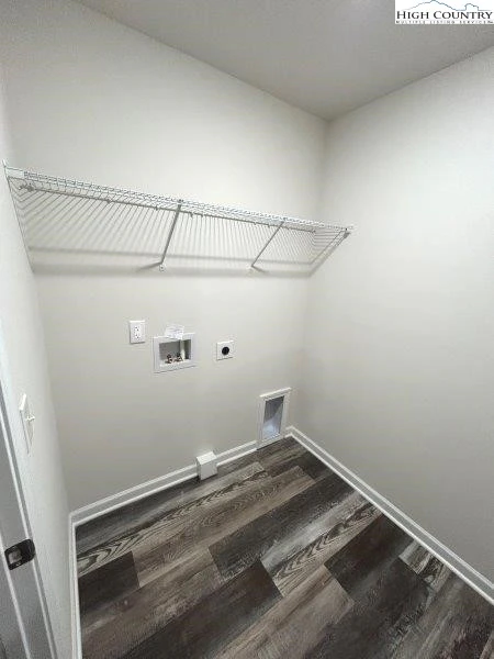 Image number 13 for the current listing