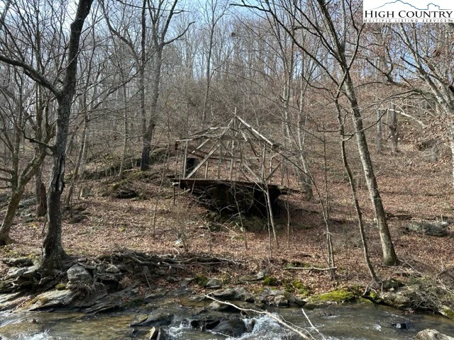 Image number 20 for the current listing