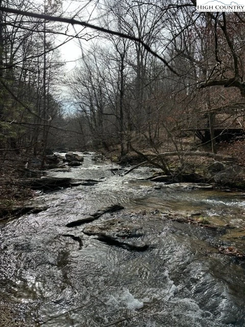 Image number 15 for the current listing