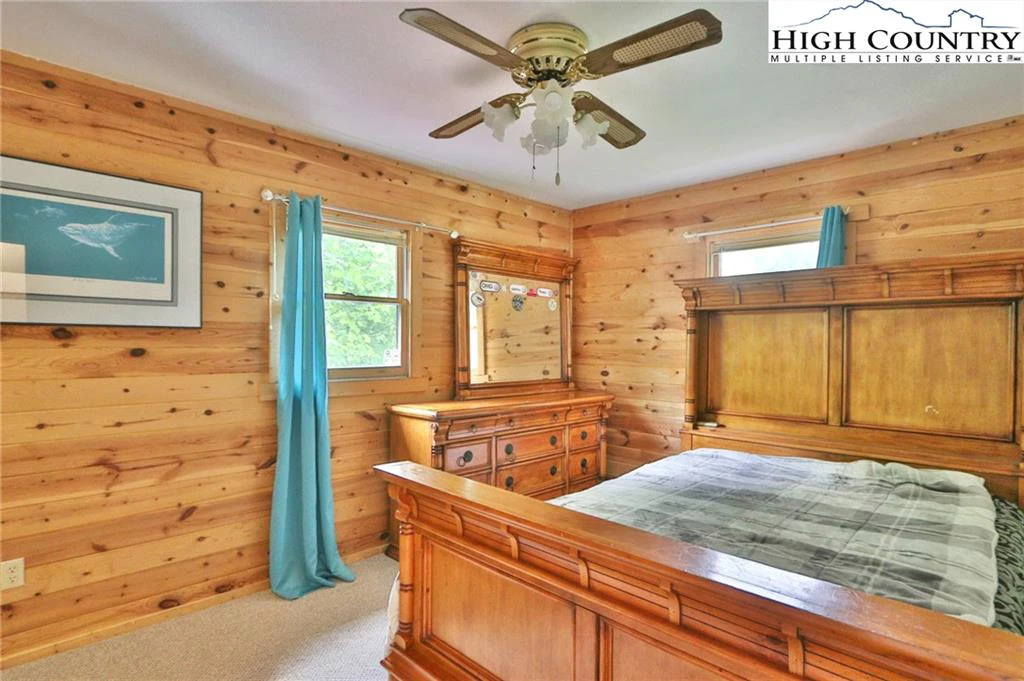 Image number 10 for the current listing