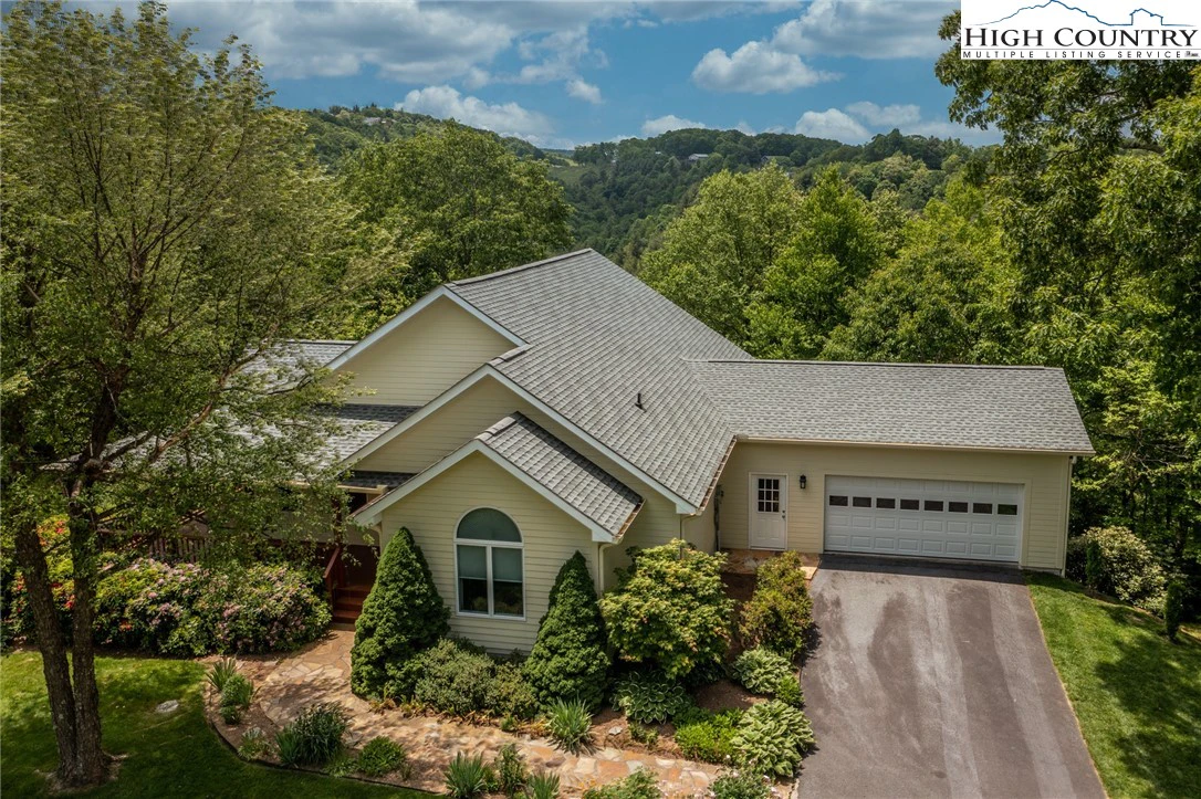 Image number 8 for the current listing