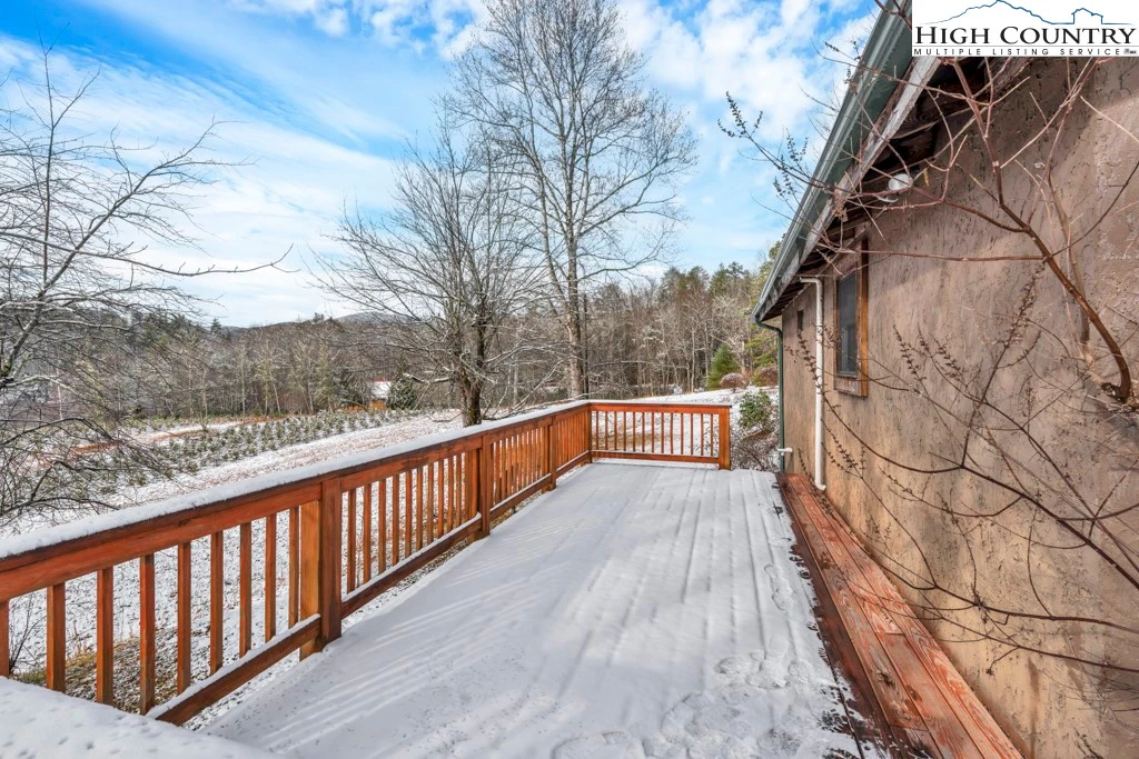 Image number 5 for the current listing