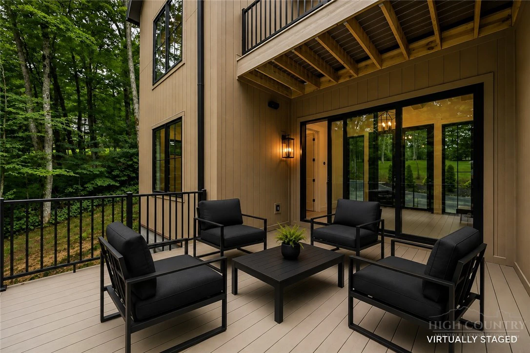 Image number 13 for the current listing