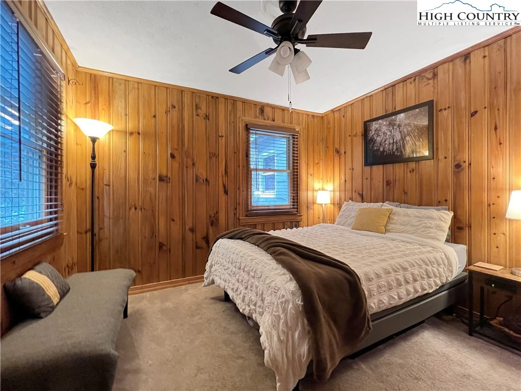 Image number 12 for the current listing