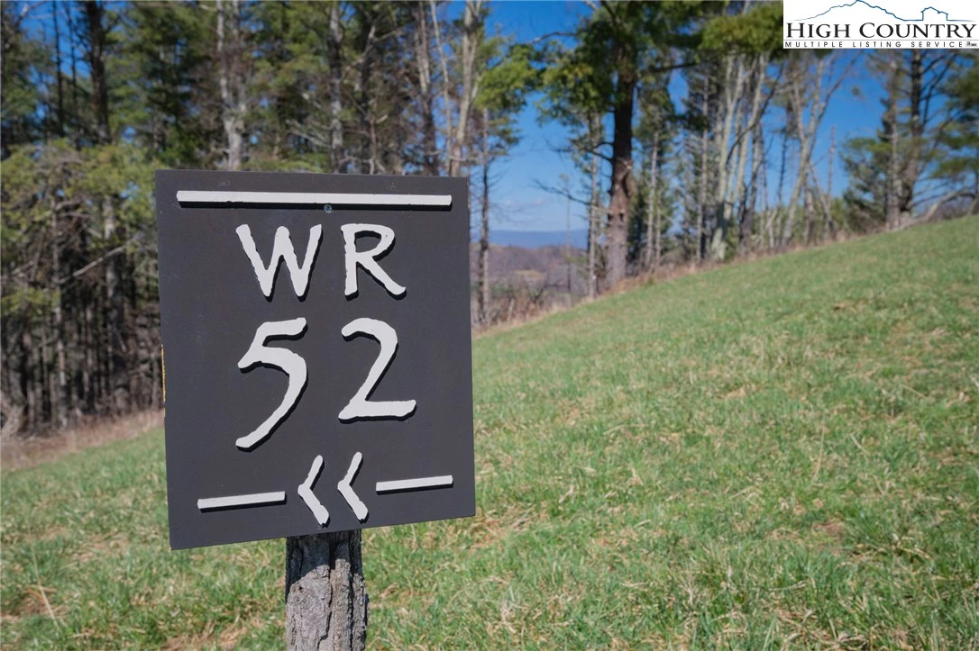 Image number 1 for the current listing