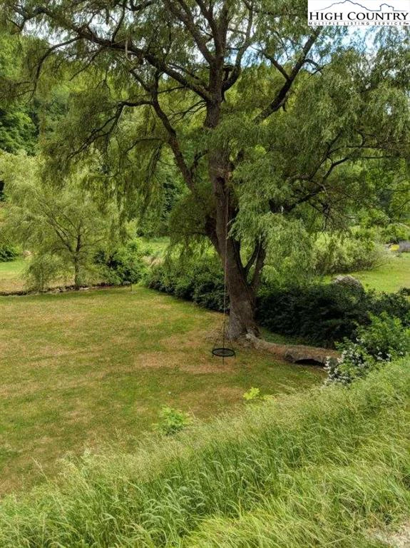 Image number 21 for the current listing