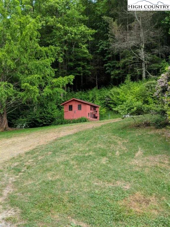 Image number 18 for the current listing